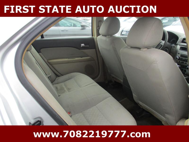 Ford Fusion  2011