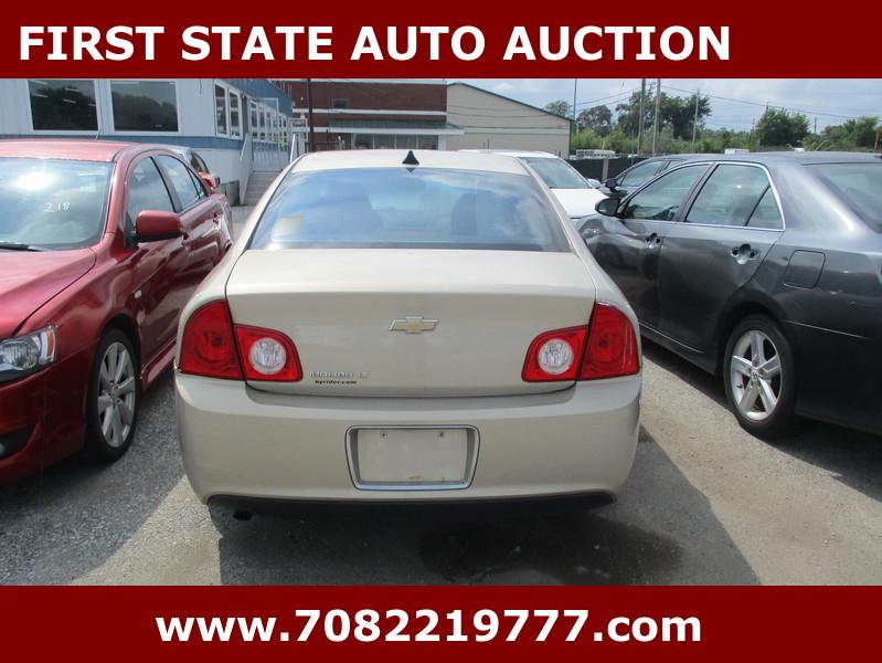 Chevrolet Malibu  2012