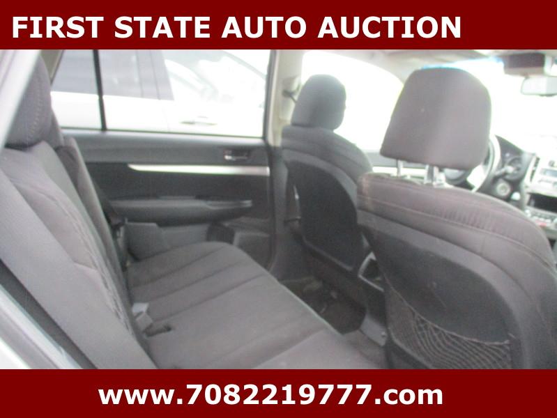 Subaru Outback  2010