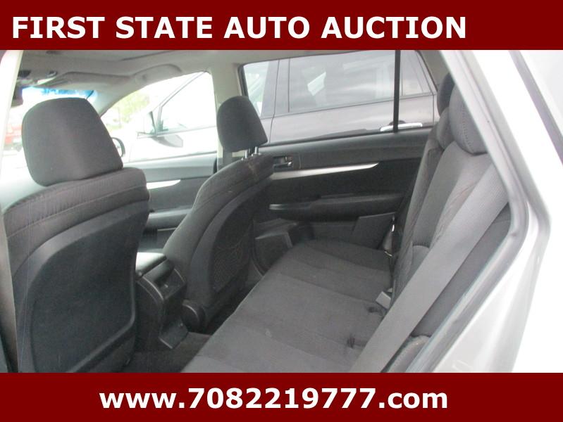 Subaru Outback  2010
