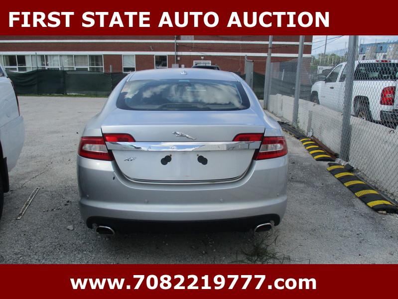 Jaguar XF-Series Luxury 2010