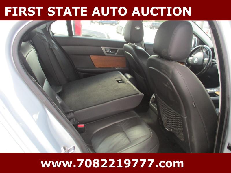 Jaguar XF-Series Luxury 2010
