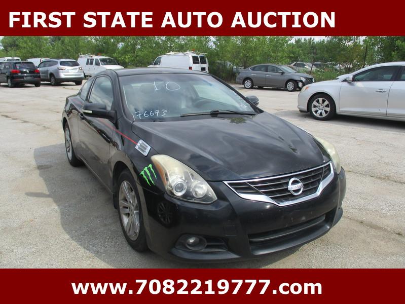 Nissan Altima  2010