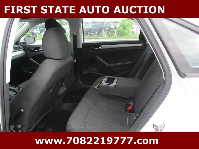 Volkswagen Passat  2013