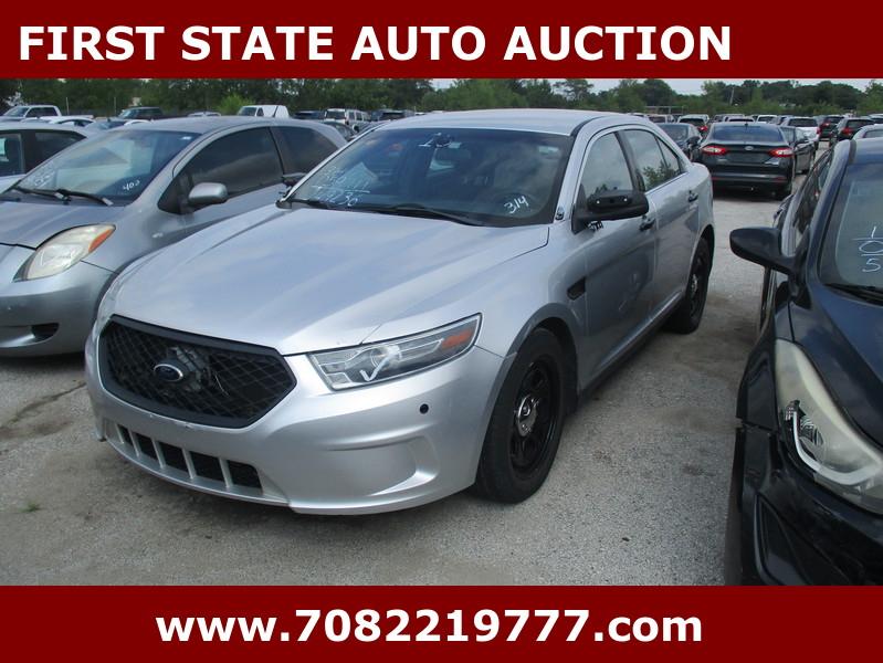Ford Taurus  2015