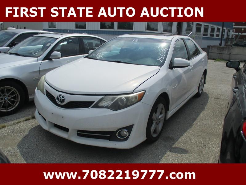 Toyota Camry  2013