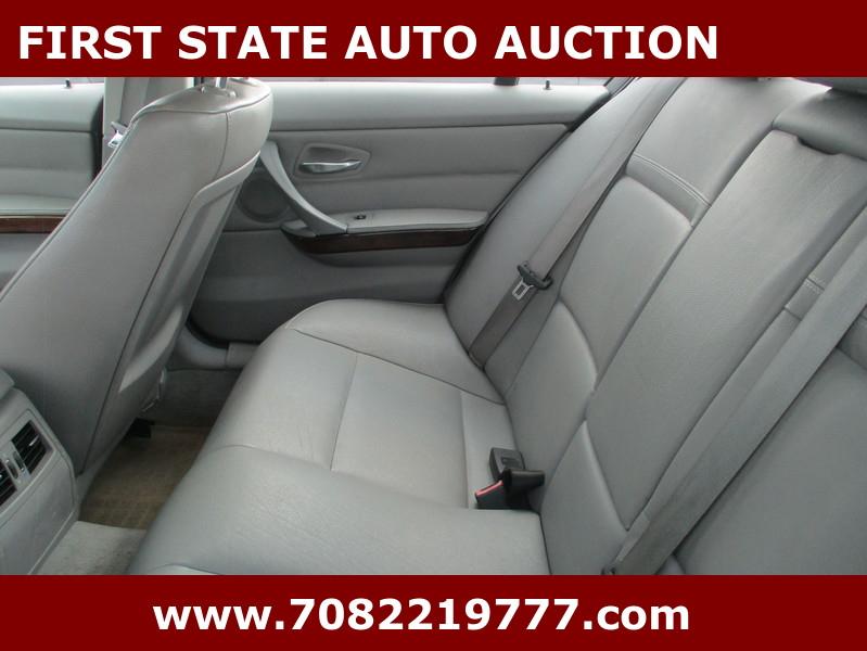 BMW 3 Series  2011
