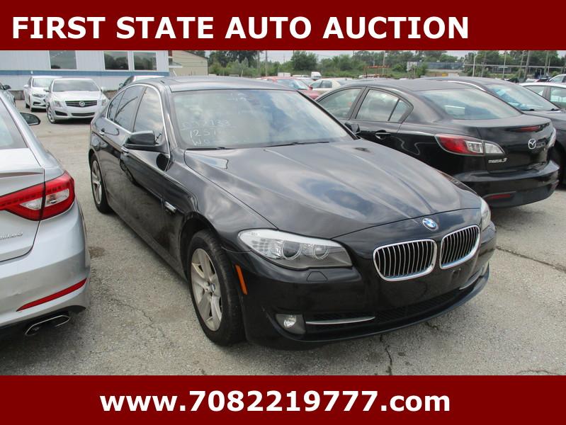 BMW 5-Series  2012