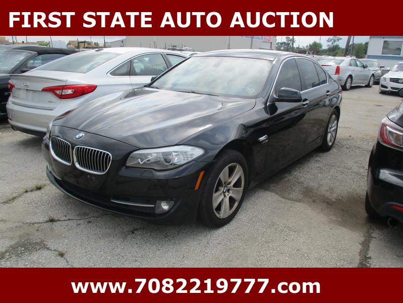 BMW 5-Series  2012