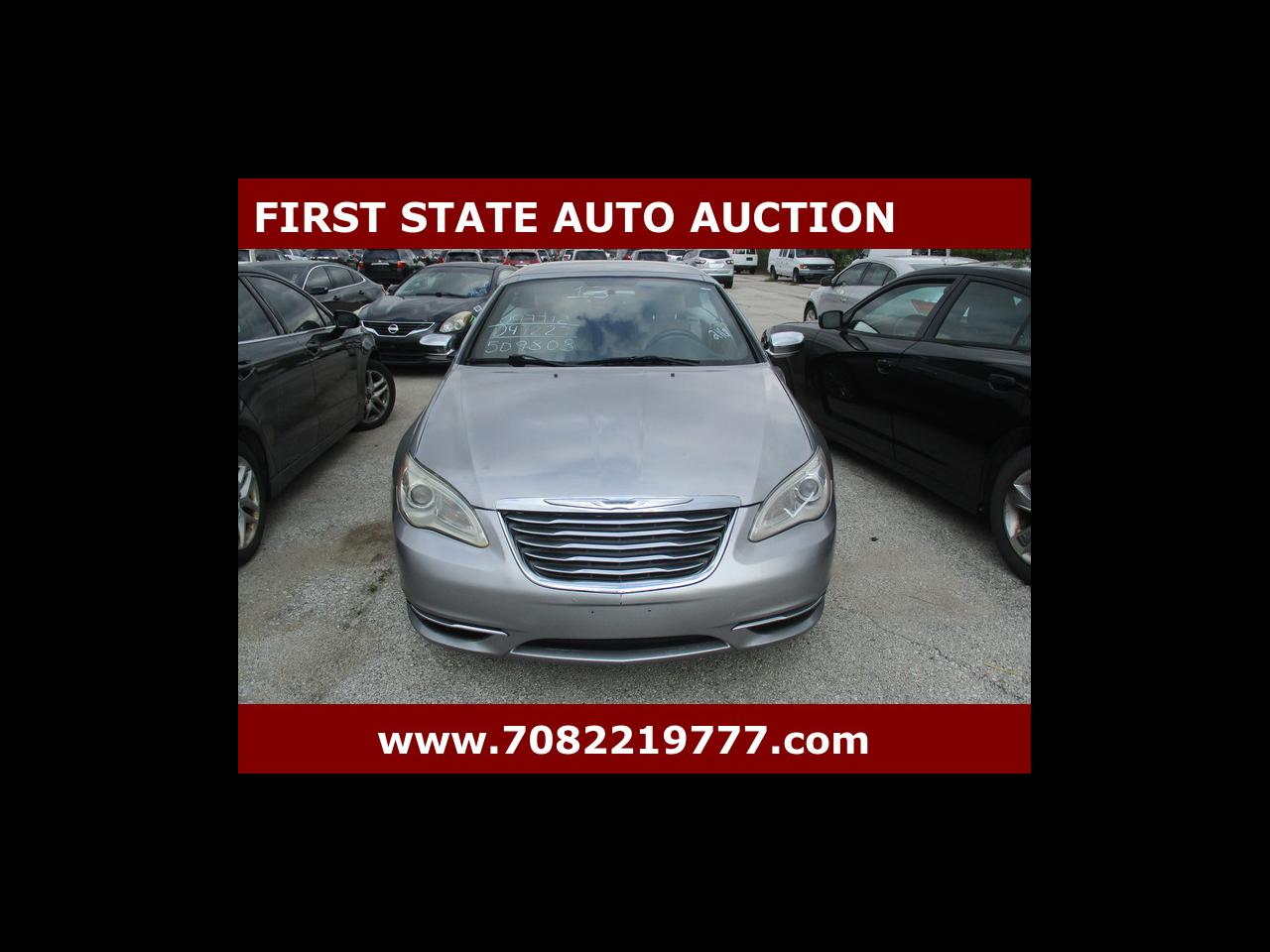 Chrysler 200  2013