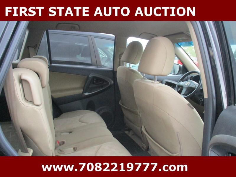 Toyota RAV4  2010