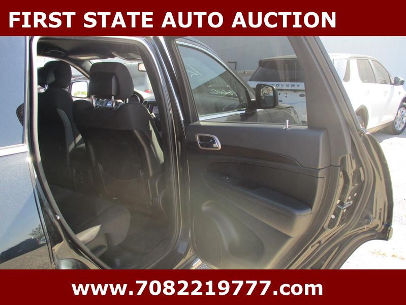 Jeep Grand Cherokee 4dr Laredo 4WD 2012