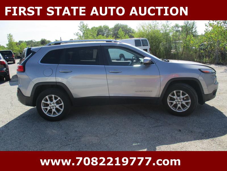 Jeep Grand Cherokee L Laredo 4D SUV 4WD 2016