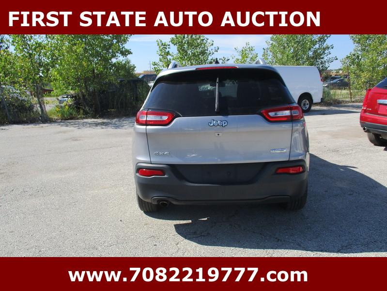 Jeep Grand Cherokee L Laredo 4D SUV 4WD 2016