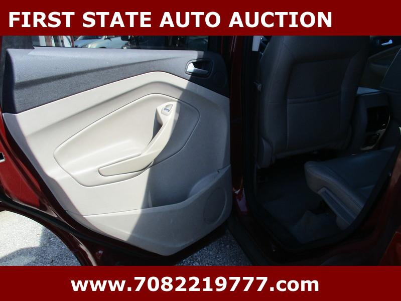 Ford ESCAPE S  2014