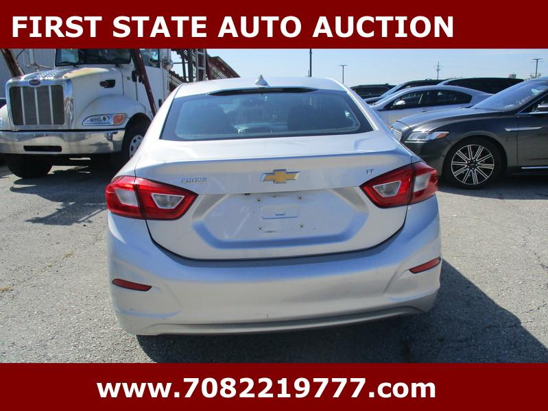 Chevrolet Cruze  2018