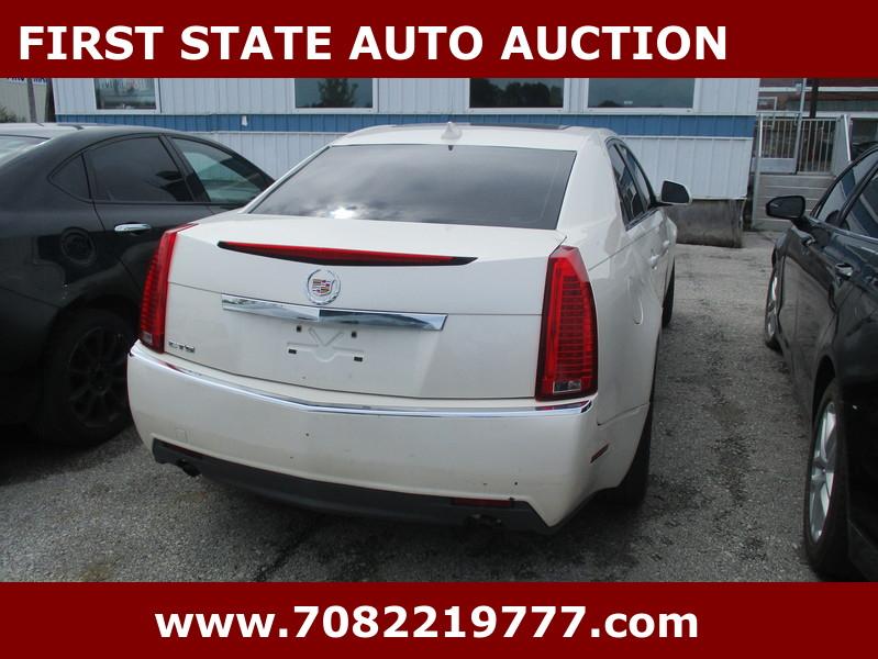 Cadillac CTS  2010