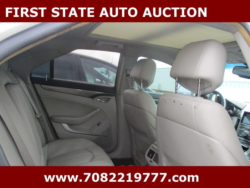 Cadillac CTS  2010