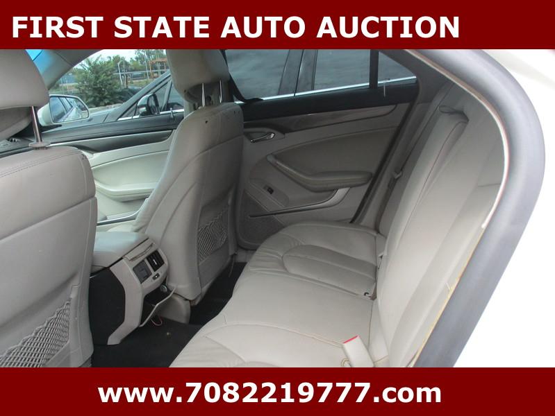 Cadillac CTS  2010