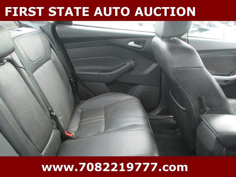 Ford FOCUS SE  2014
