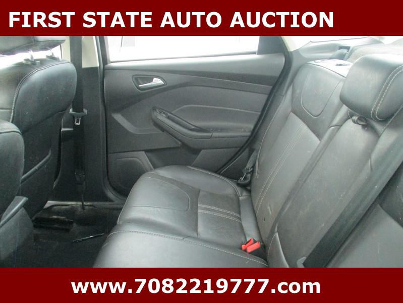 Ford FOCUS SE  2014