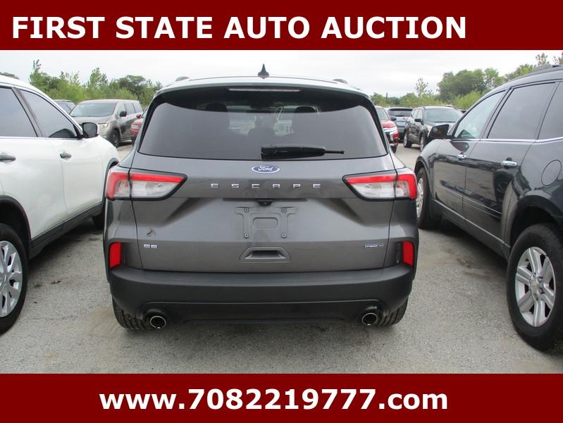Ford Escape  2022