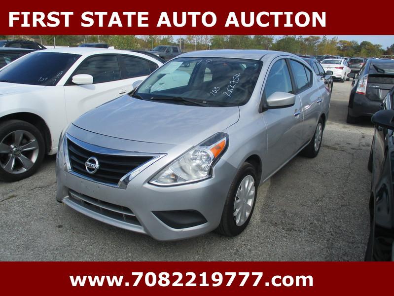 Nissan Versa 1.6 S 5M 2019