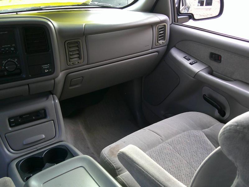 Chevrolet Silverado 1500 LS Ext. Cab 3-Door Long Bed 2WD 2000
