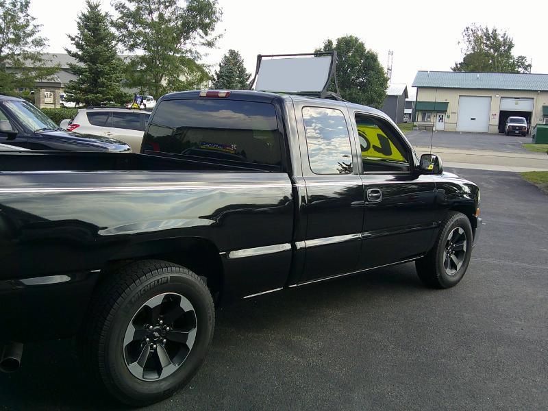 Chevrolet Silverado 1500 LS Ext. Cab 3-Door Long Bed 2WD 2000