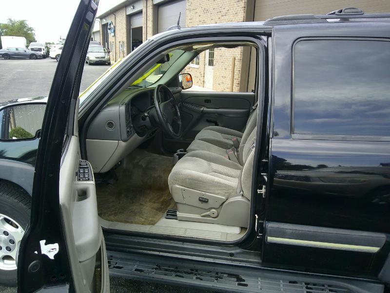 Chevrolet Tahoe 2WD 2005
