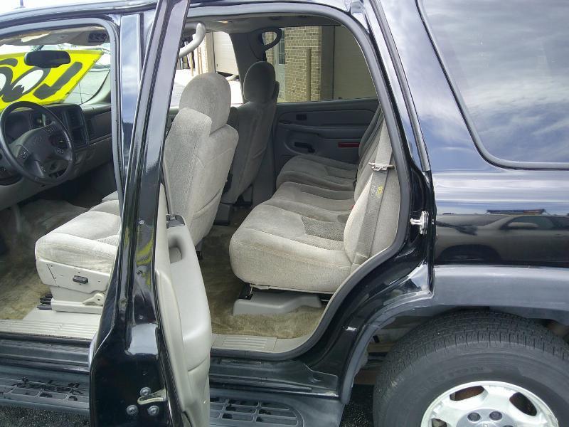 Chevrolet Tahoe 2WD 2005