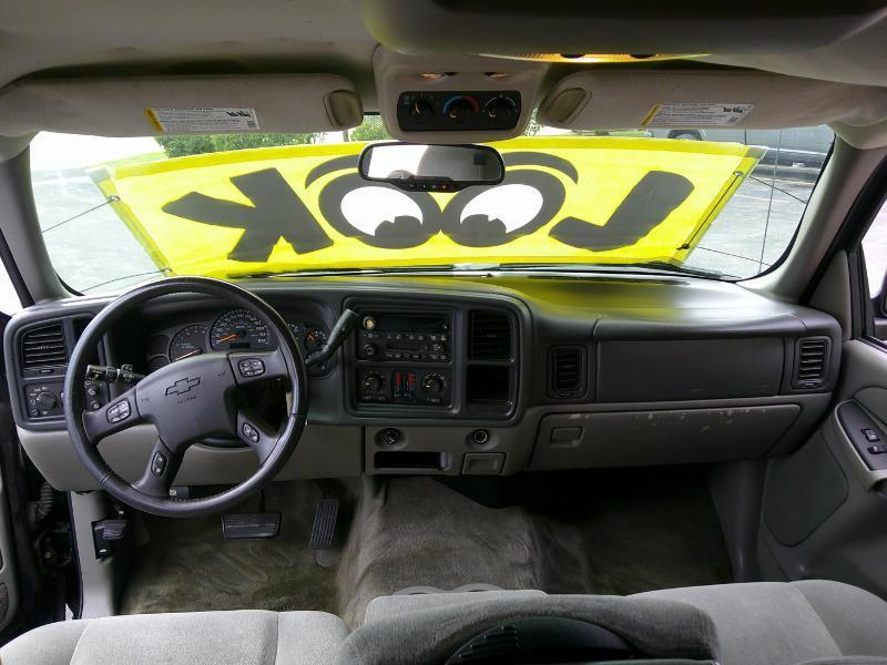 Chevrolet Tahoe 2WD 2005