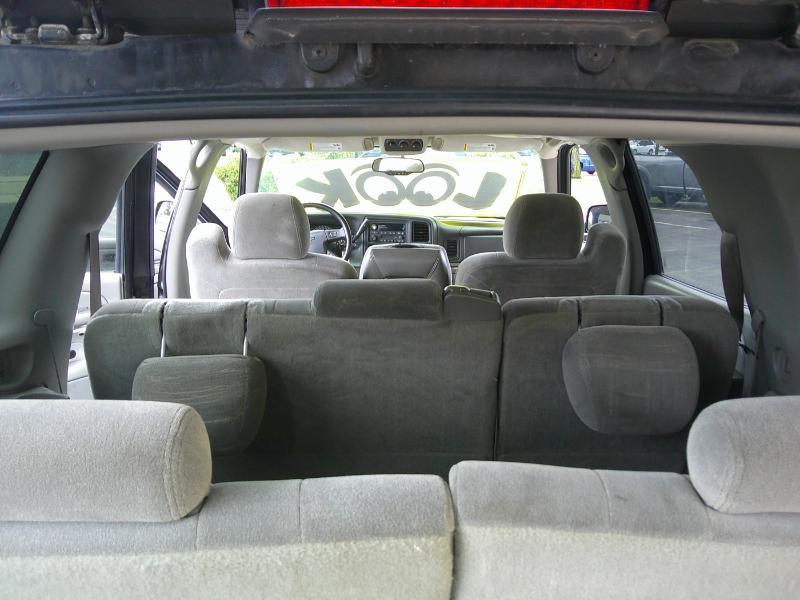Chevrolet Tahoe 2WD 2005