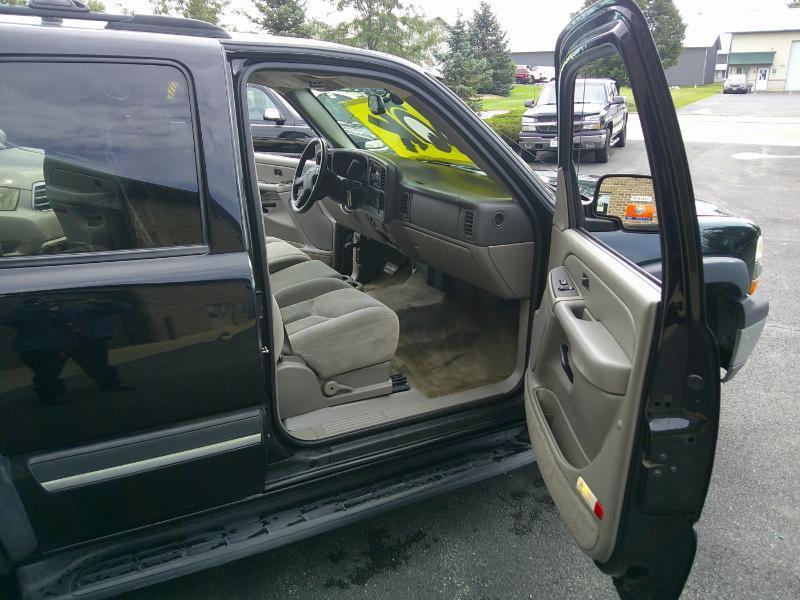 Chevrolet Tahoe 2WD 2005