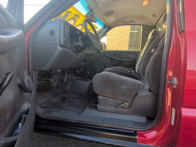 Chevrolet Silverado 1500 LS 4WD 2006