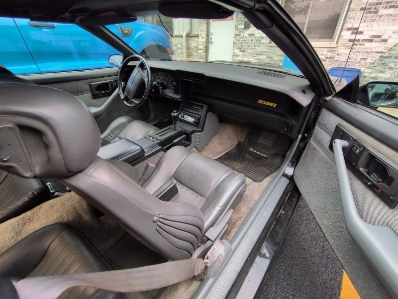 Chevrolet Camaro Z28 2D Convertible 1991