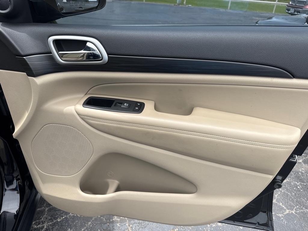 Jeep Grand Cherokee Laredo 4WD 2020