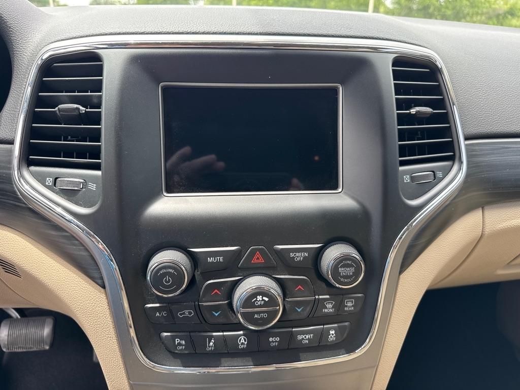 Jeep Grand Cherokee Laredo 4WD 2020