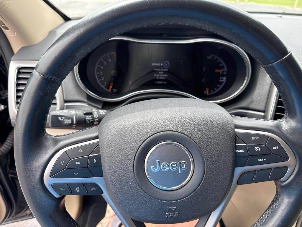 Jeep Grand Cherokee Laredo 4WD 2020