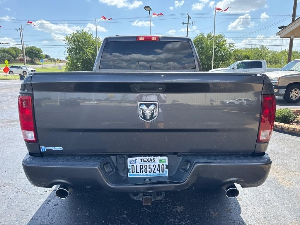 RAM 1500 Tradesman Quad Cab 2WD 2018