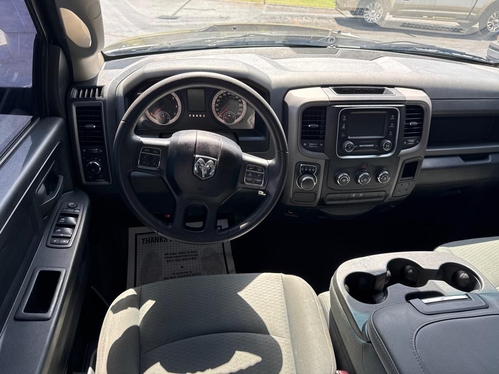 RAM 1500 Tradesman Quad Cab 2WD 2018