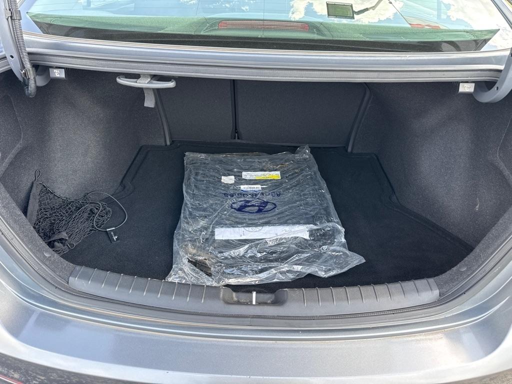 Hyundai Elantra Limited 2018