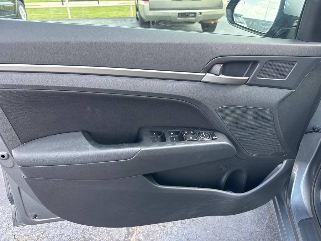 Hyundai Elantra Limited 2018