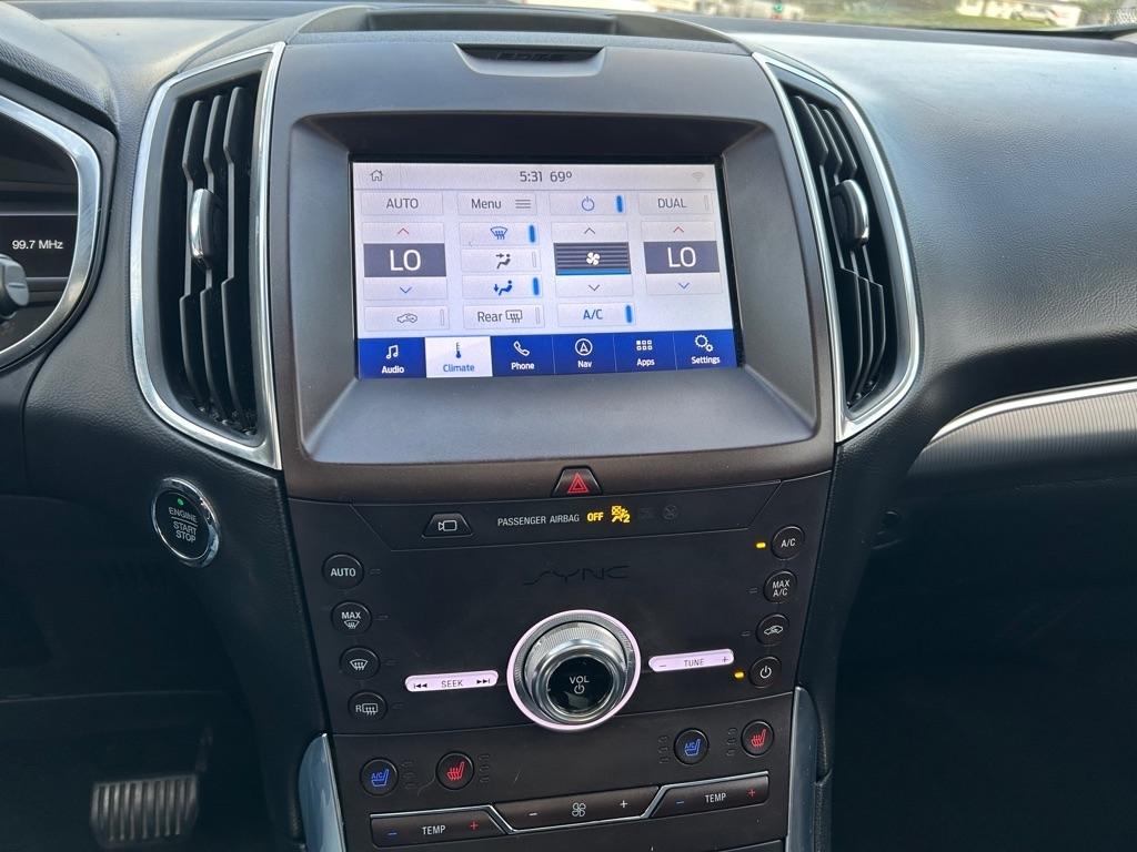 2020 Ford Edge Titanium - Photo 17