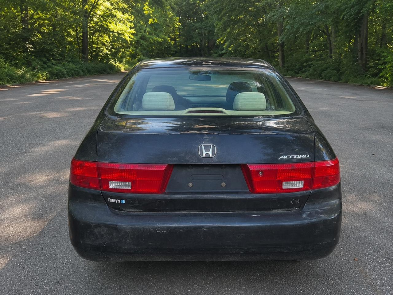 Honda Accord LX sedan AT 2005