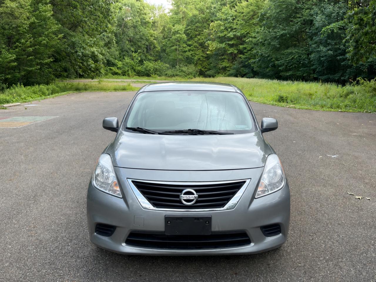 Nissan Versa 1.6 S Sedan 2012