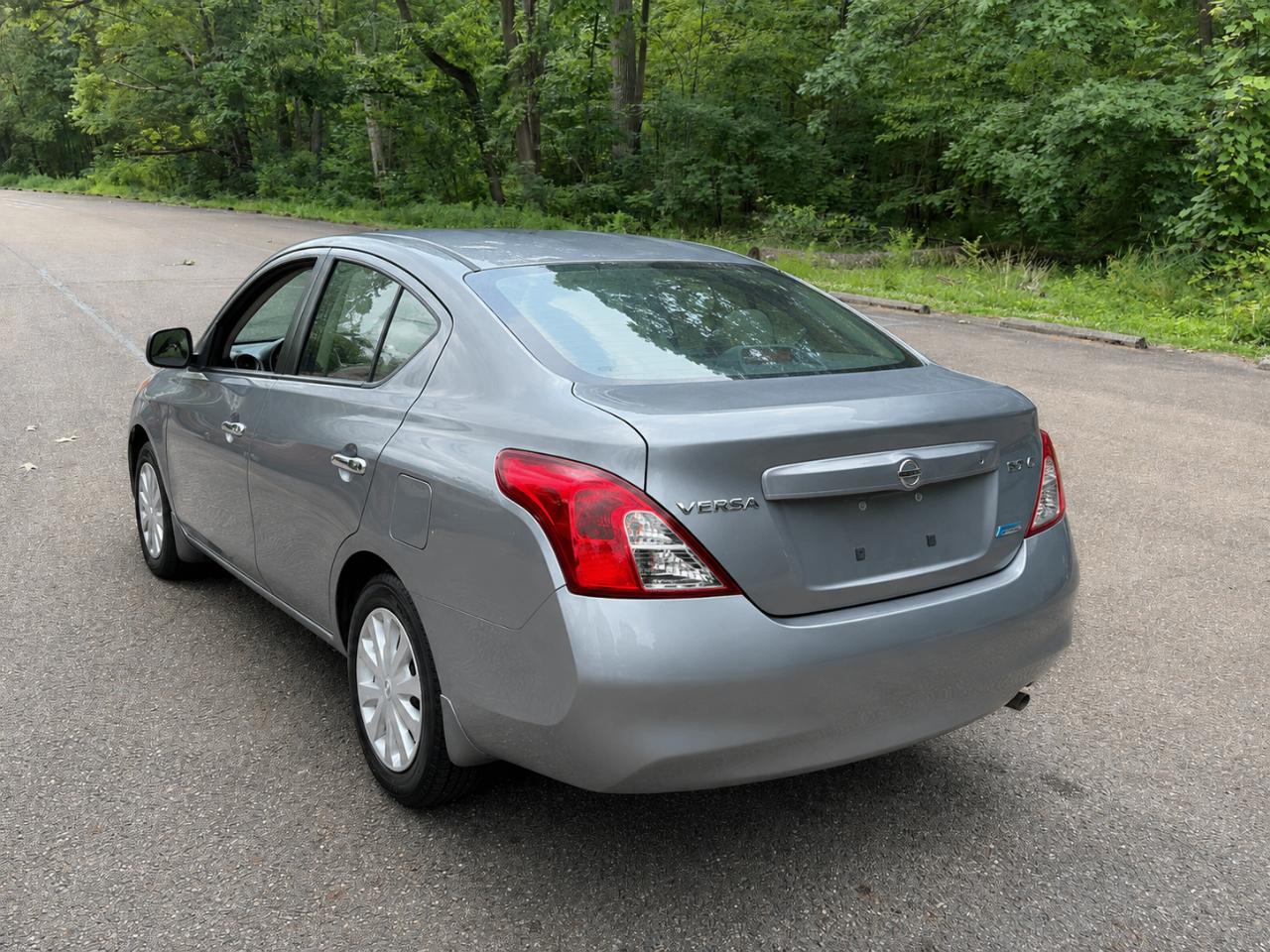 Nissan Versa 1.6 S Sedan 2012