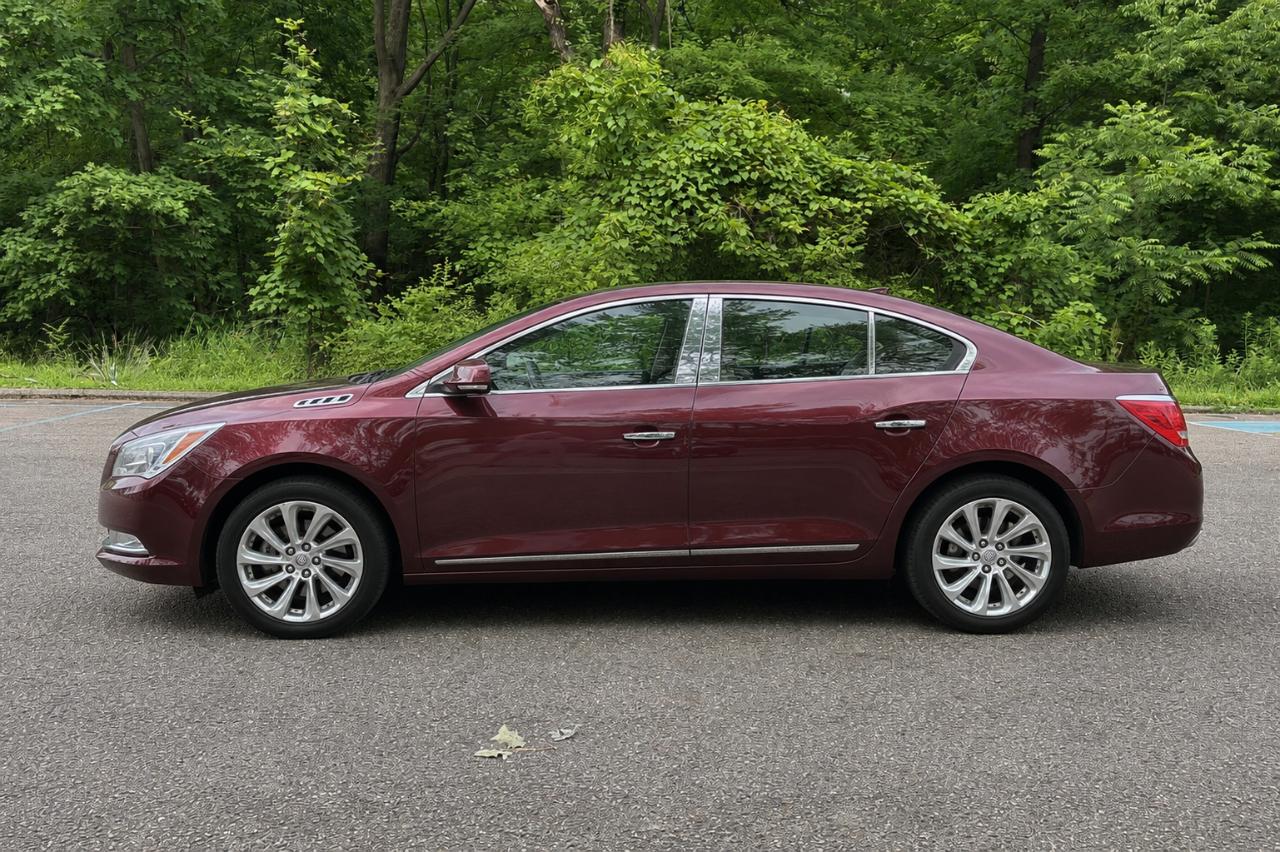 Buick LaCrosse Leather Package 2016