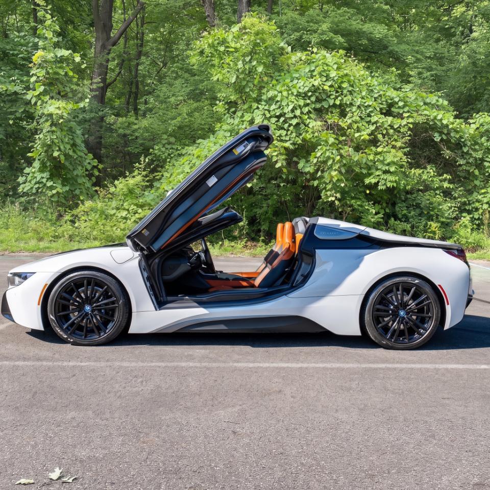 BMW i8 Convertible 2019