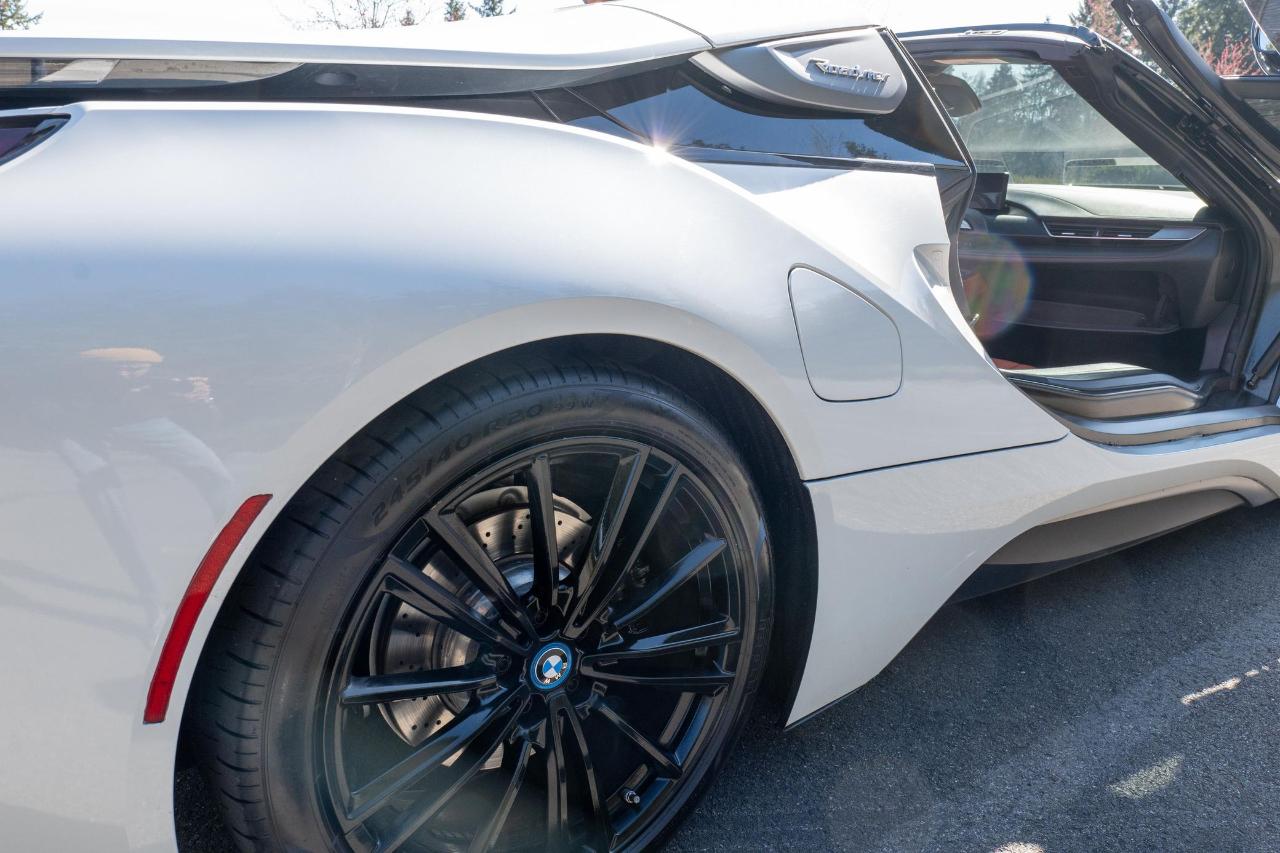 BMW i8 Convertible 2019